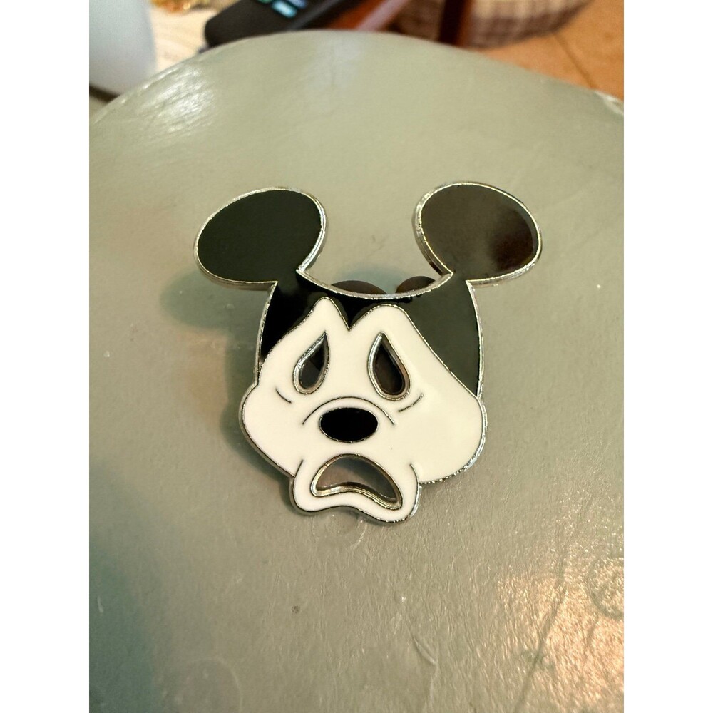 2011 Mickey Mouse - Theatre Tragedy Mask- Black And White